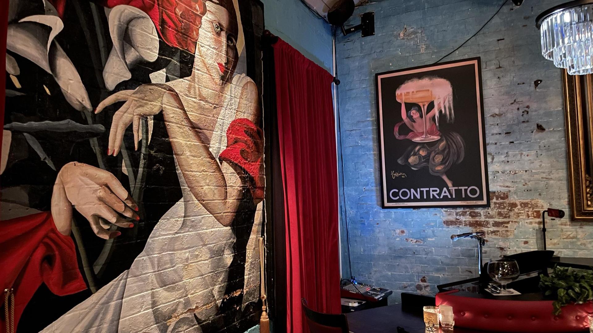Explore Melbourne's Hidden Laneway Culture at Murmur Piano Bar